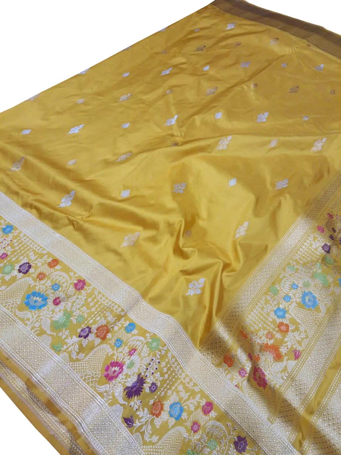 Exquisite Yellow Banarasi Handloom Pure Katan Silk Meenakari Saree