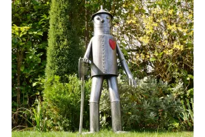 Large Metal Tin Man Garden Sculpture – 135cm Tall with Heart Detail