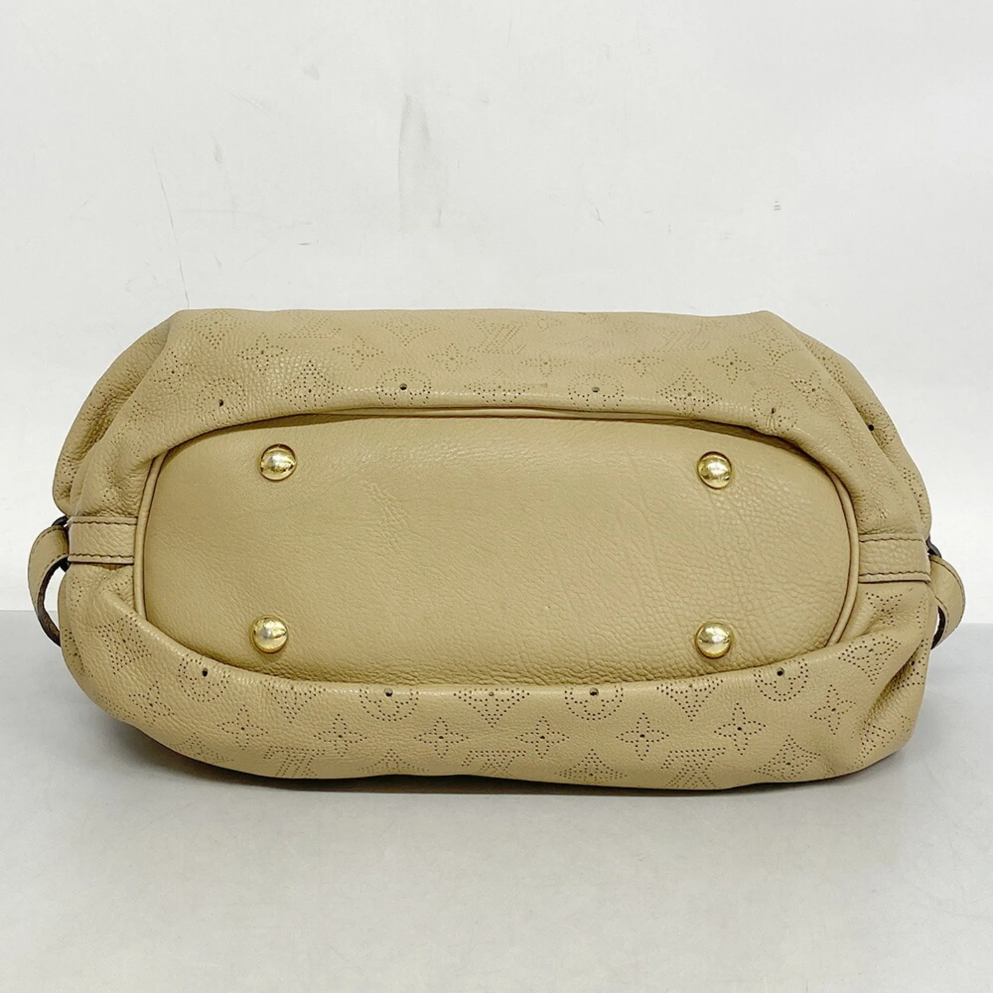 Louis Vuitton Xs  Leather Shoulder Bag ()